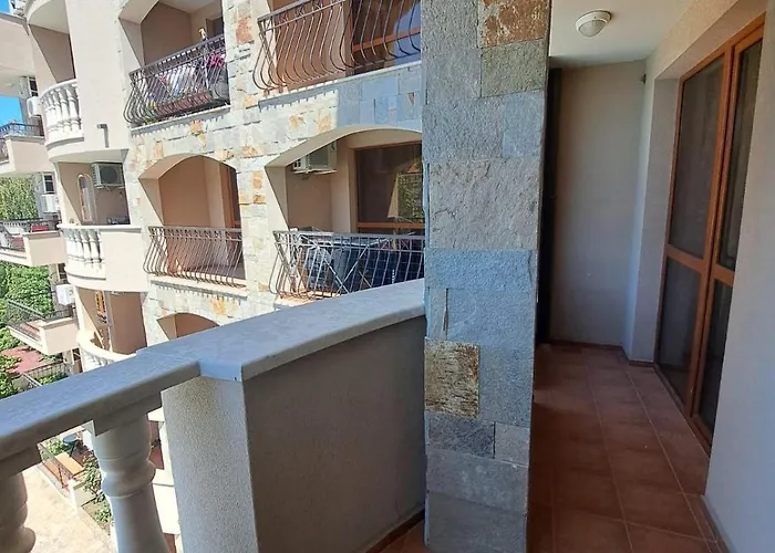 Апартамент Kalia Sunny 1 Bedroom